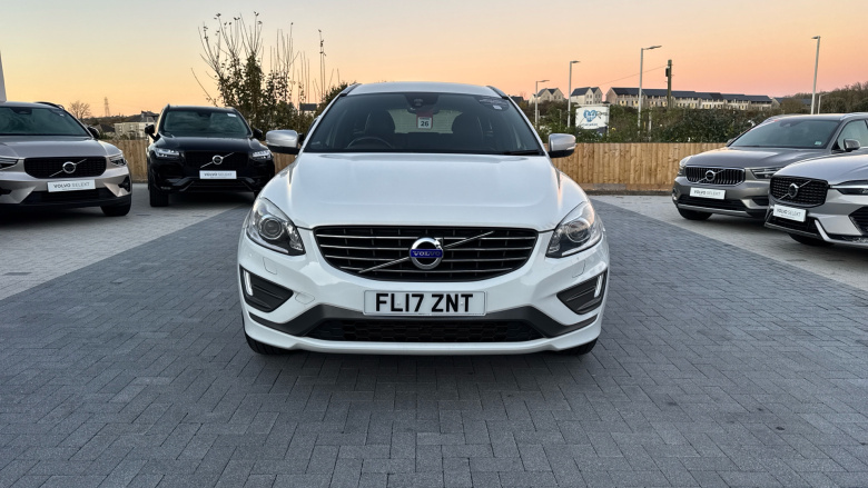 Volvo Xc60 D5 [220] R DESIGN Lux Nav 5dr AWD Geartronic Diesel Estate